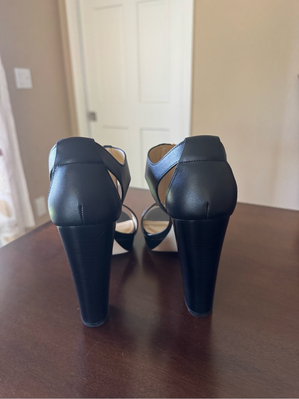 New Michael Kors Berkley T-Strap Sandal Platform Heel - Picture 5 of 10